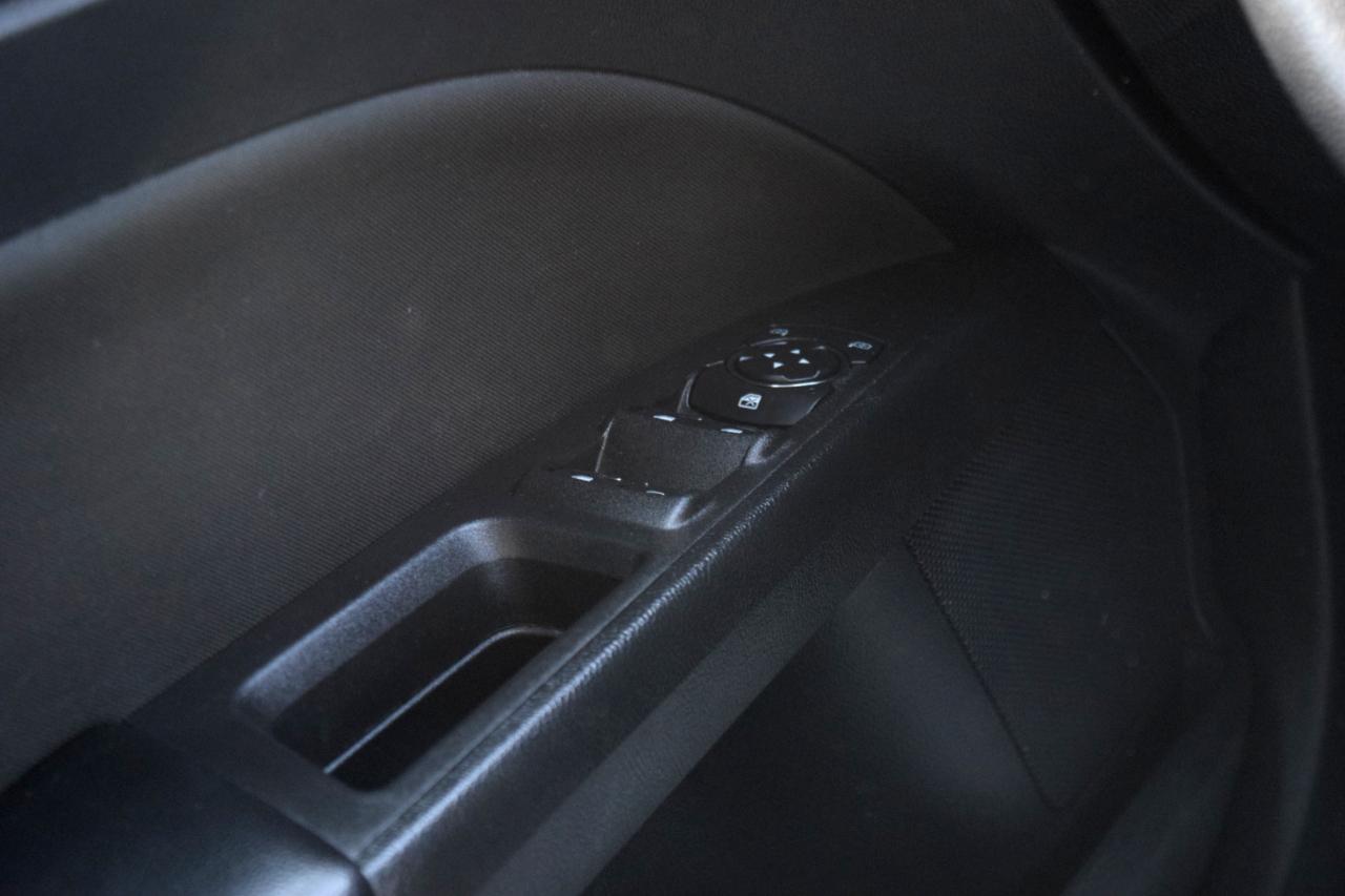 Ford Fusion SE FWD 2020