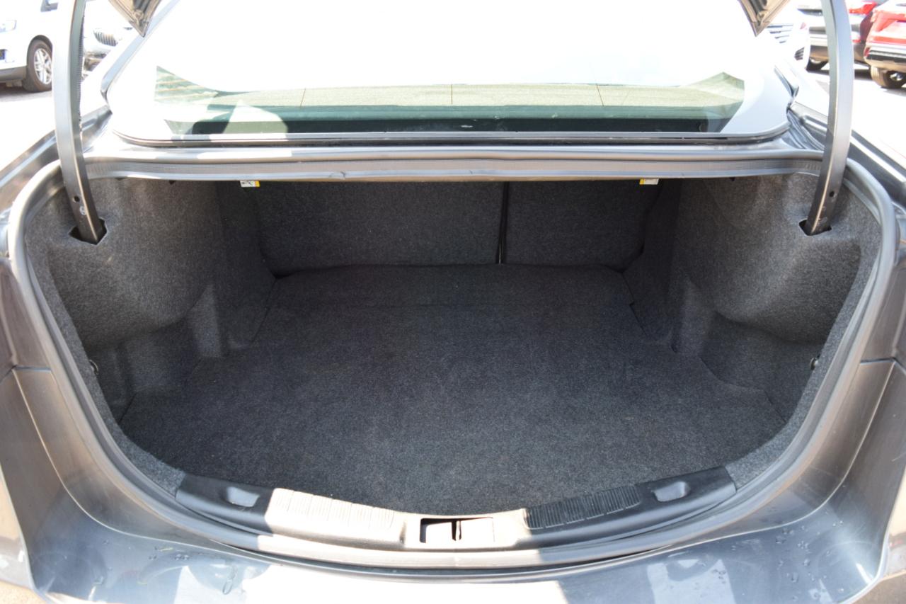 Ford Fusion SE FWD 2020