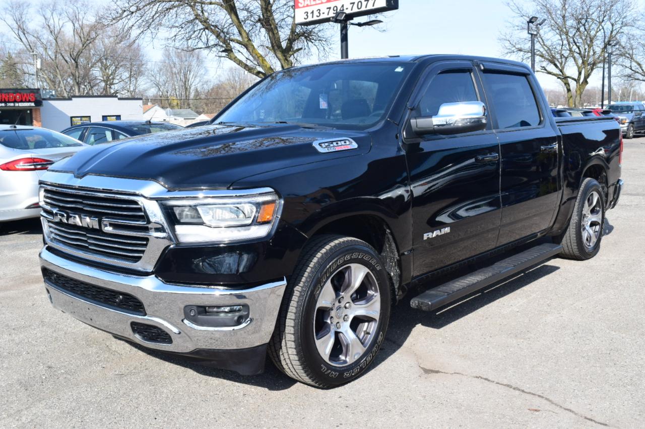 RAM 1500 Laramie 4x4 Crew Cab 5'7" Box 2023