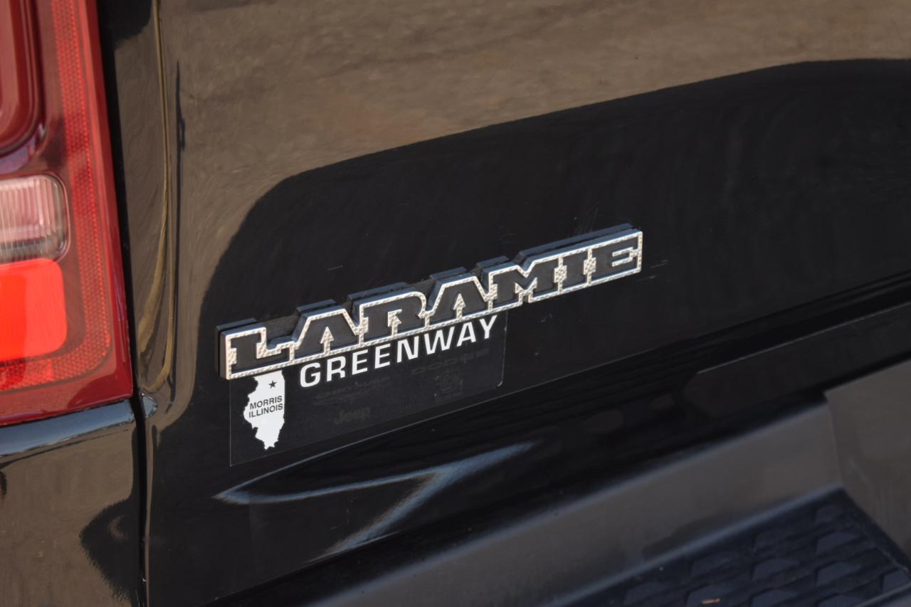 RAM 1500 Laramie 4x4 Crew Cab 5'7" Box 2023