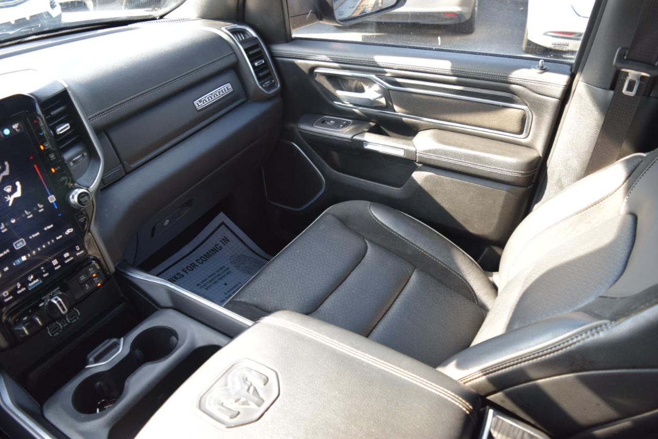 RAM 1500 Laramie 4x4 Crew Cab 5'7" Box 2023