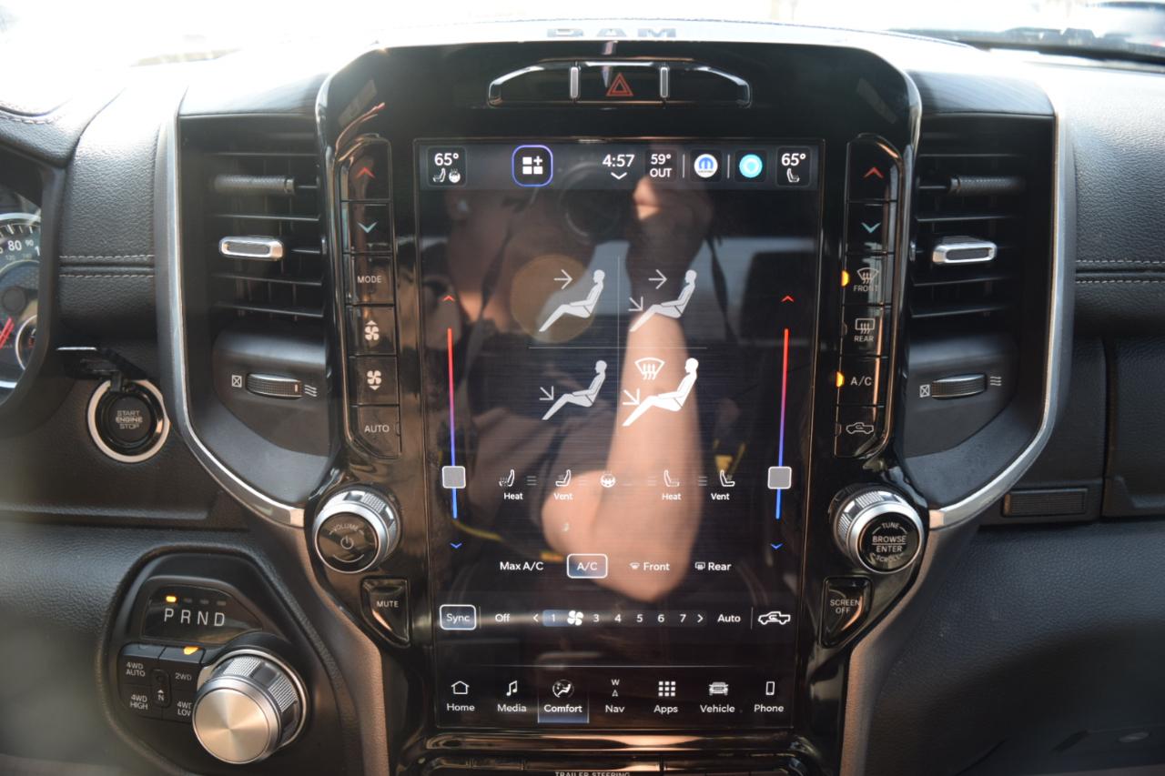 RAM 1500 Laramie 4x4 Crew Cab 5'7" Box 2023