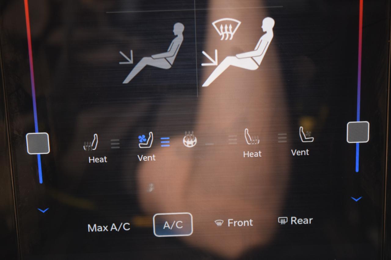 RAM 1500 Laramie 4x4 Crew Cab 5'7" Box 2023