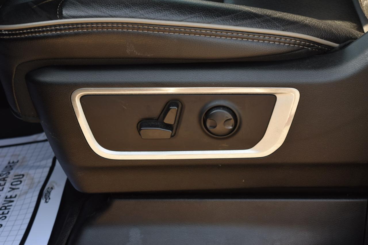 RAM 1500 Laramie 4x4 Crew Cab 5'7" Box 2023