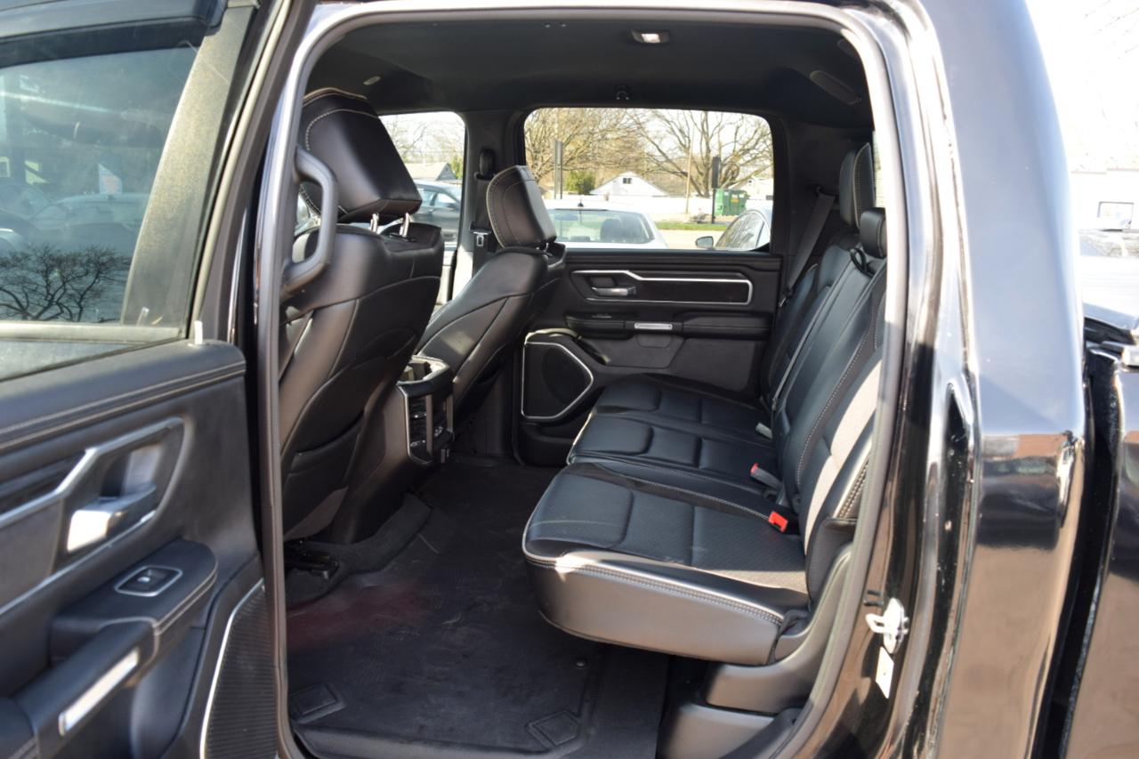 RAM 1500 Laramie 4x4 Crew Cab 5'7" Box 2023