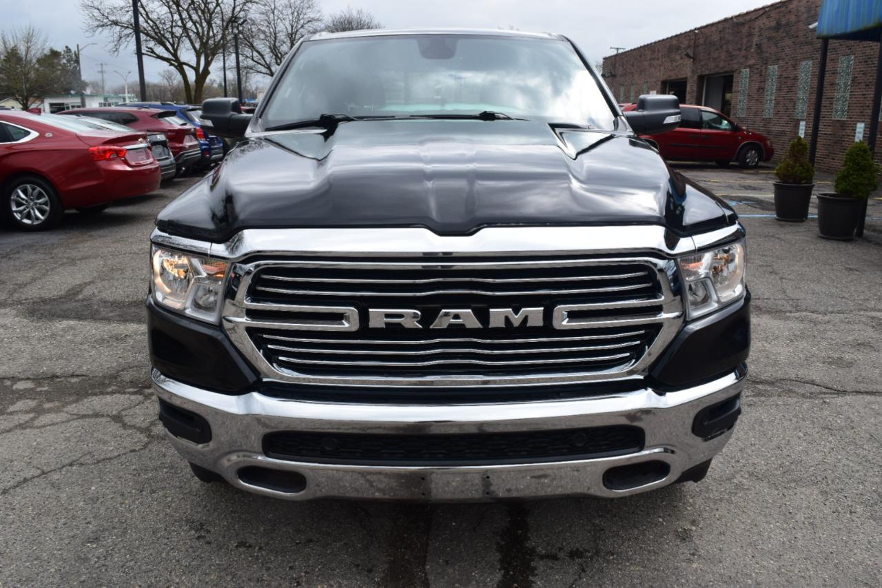 RAM 1500 Big Horn 4x4 Crew Cab 5'7" Box 2021