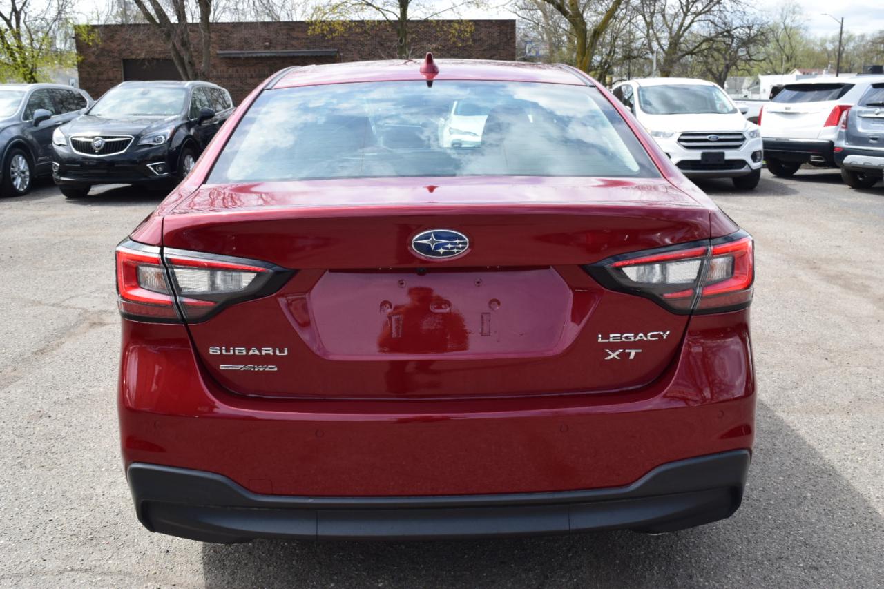 Subaru Legacy Limited XT CVT 2022