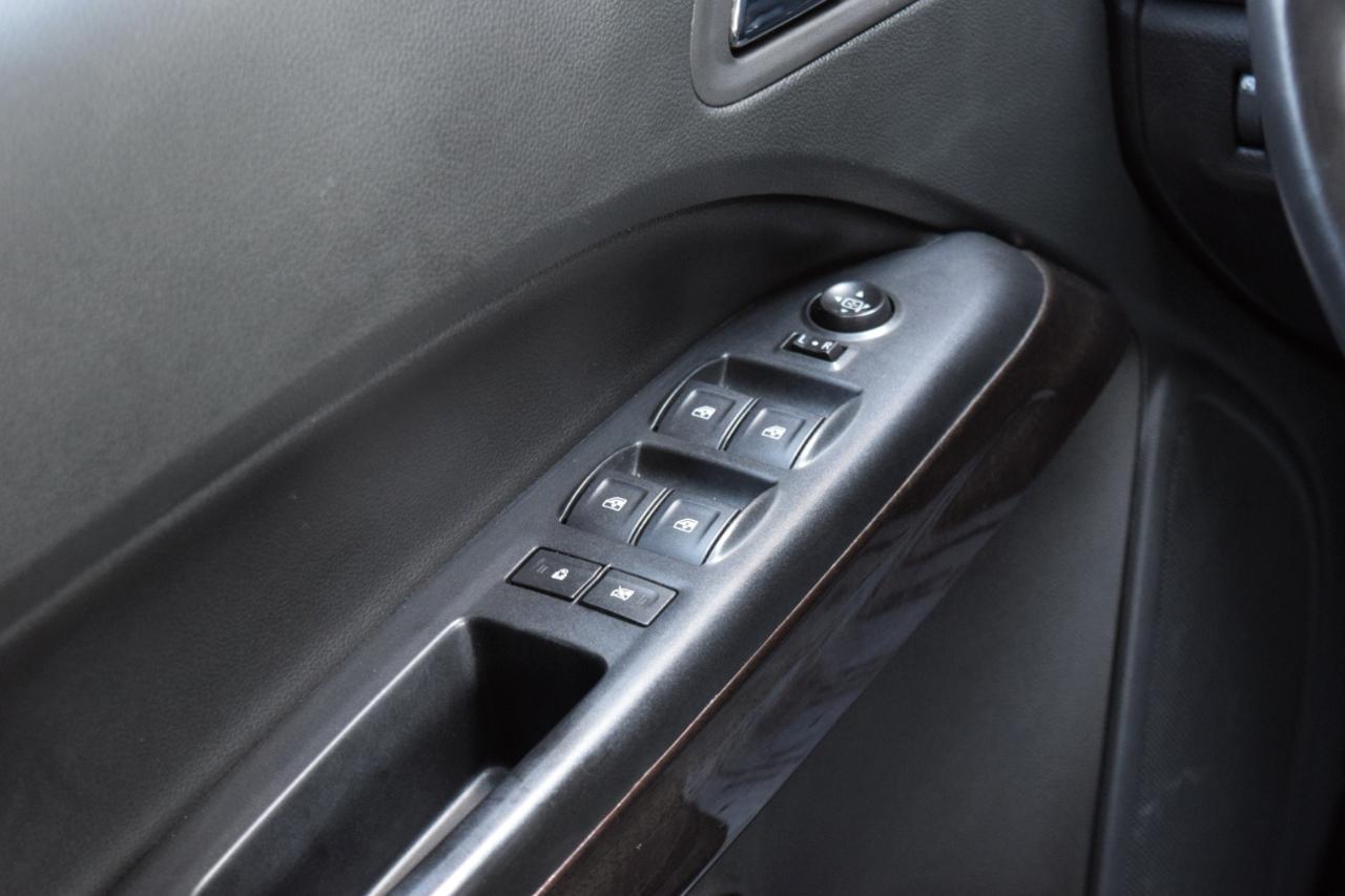 GMC Canyon 4WD Crew Cab Elevation 2022