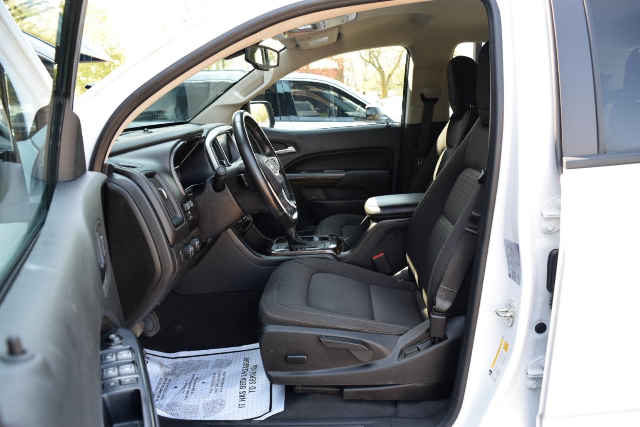 GMC Canyon 4WD Crew Cab Elevation 2022