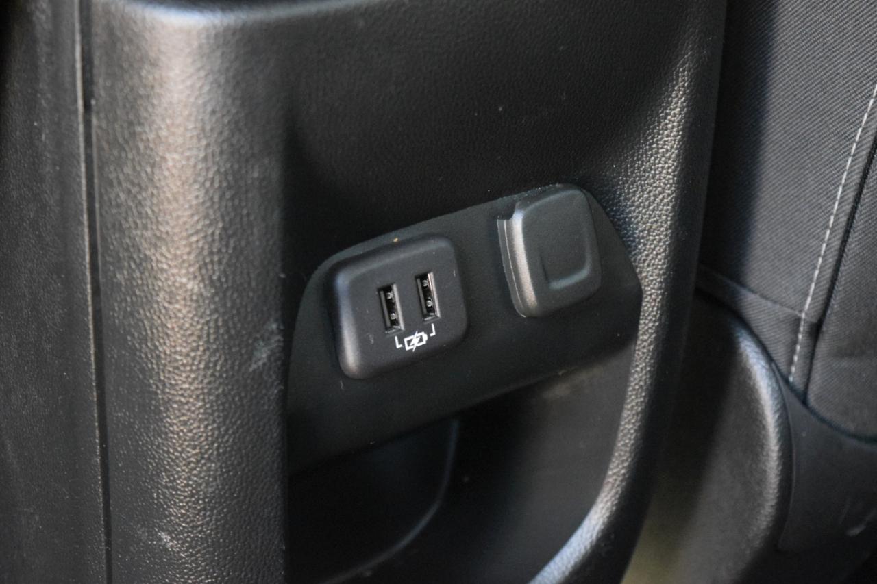 GMC Canyon 4WD Crew Cab Elevation 2022