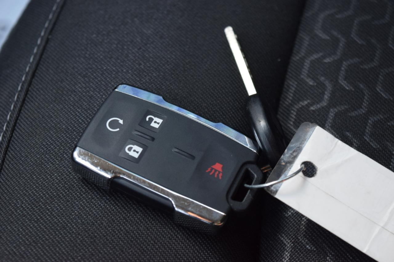 GMC Canyon 4WD Crew Cab Elevation 2022