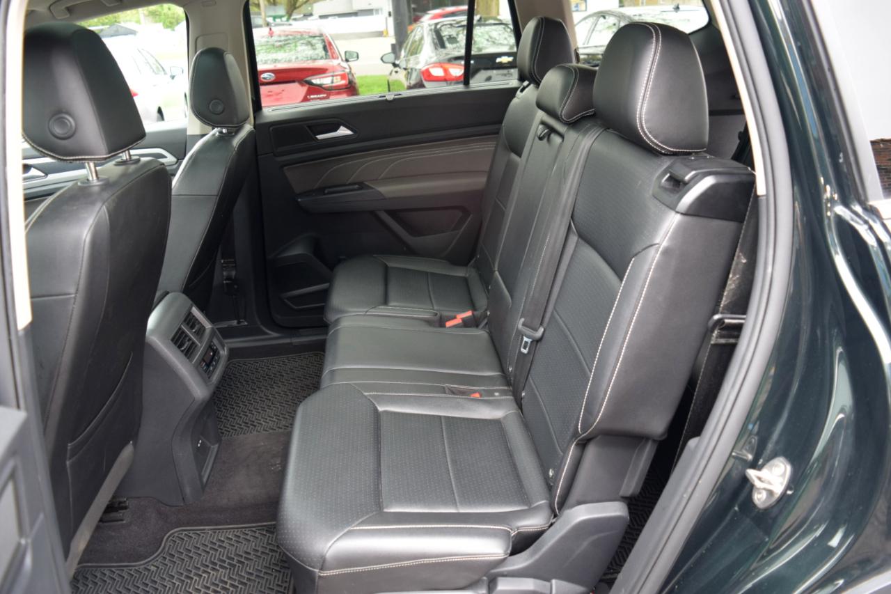 Volkswagen Atlas 3.6L V6 SE w/Technology R-Line 4MOTION 2021