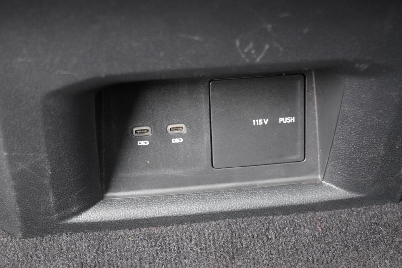 Volkswagen Atlas 3.6L V6 SE w/Technology R-Line 4MOTION 2021