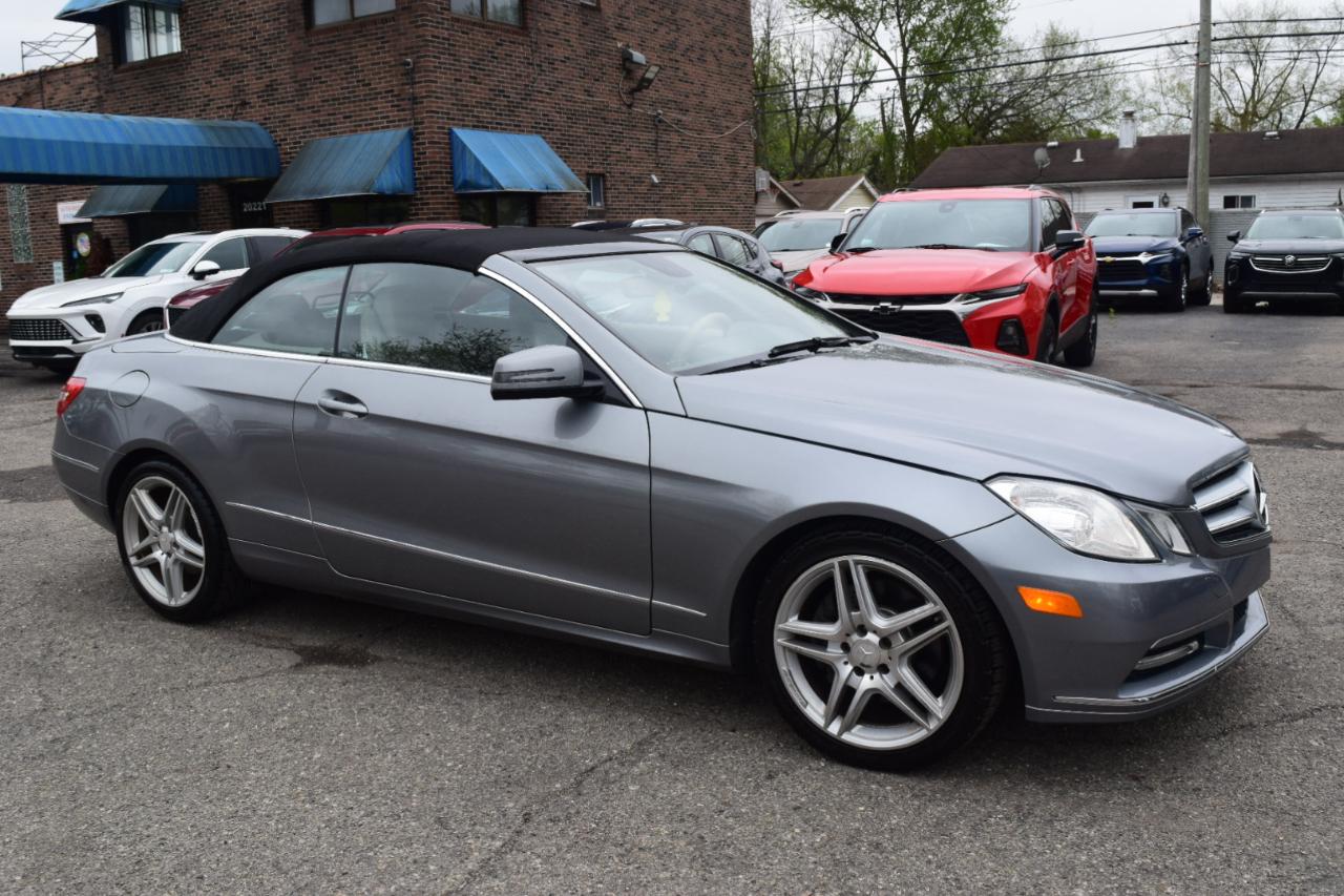 Mercedes-Benz E-Class 2dr Cabriolet E 350 RWD 2011