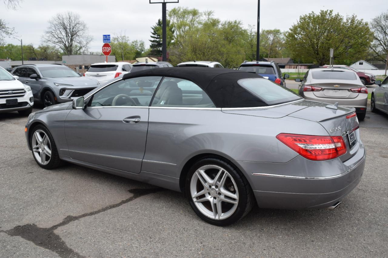Mercedes-Benz E-Class 2dr Cabriolet E 350 RWD 2011