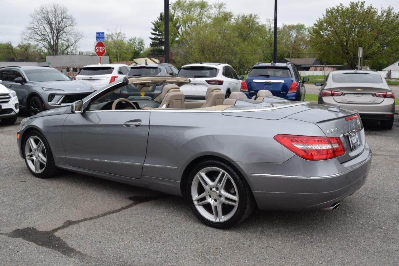Mercedes-Benz E-Class 2dr Cabriolet E 350 RWD 2011