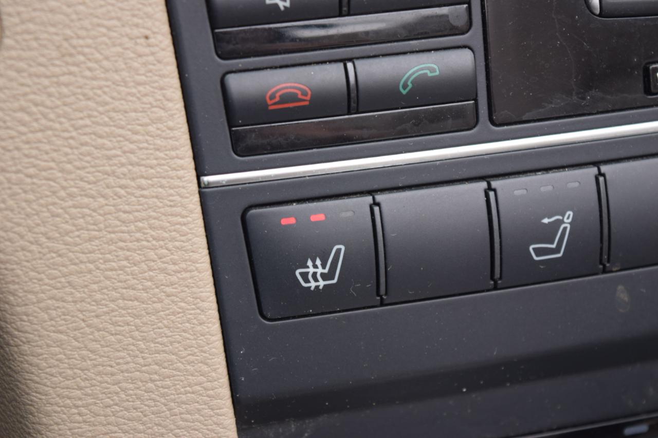 Mercedes-Benz E-Class 2dr Cabriolet E 350 RWD 2011