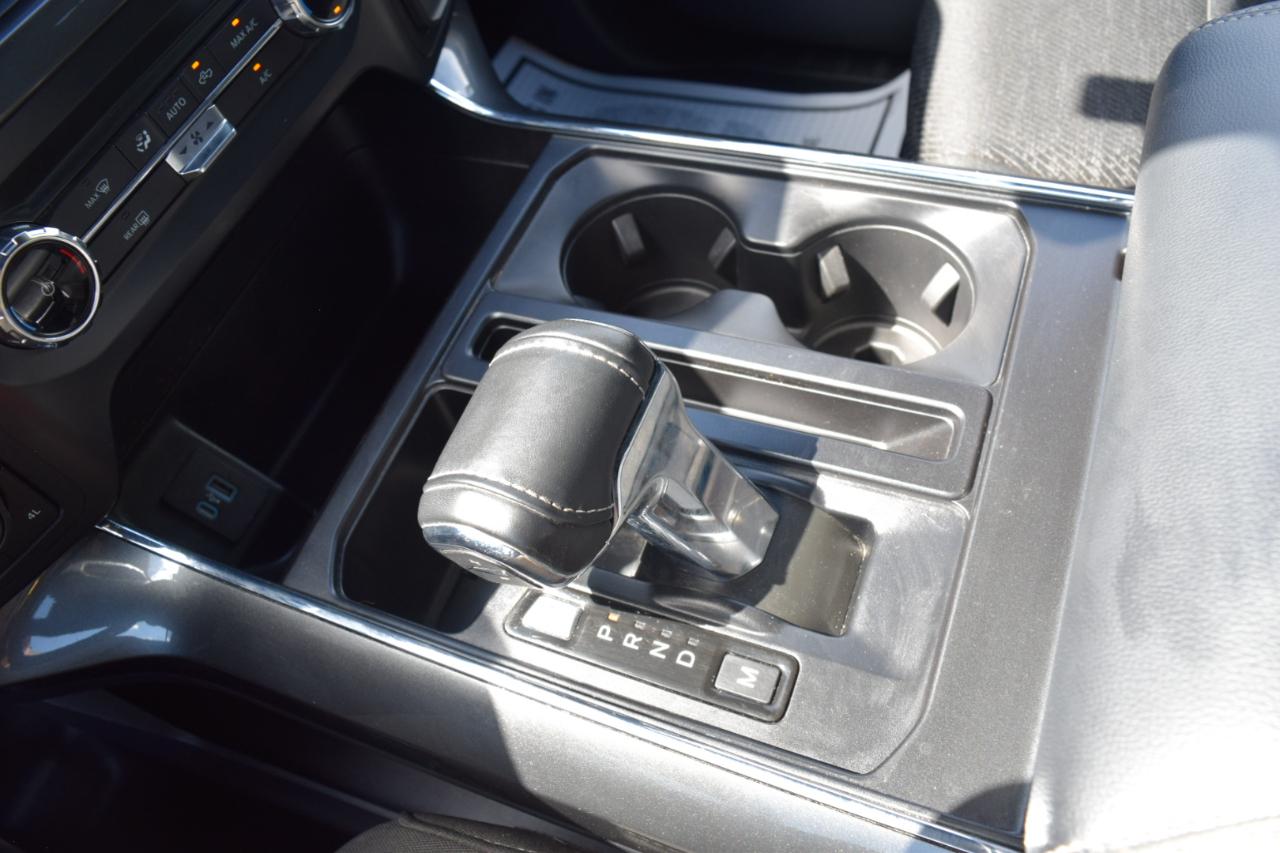 Ford F-150 XLT SuperCrew Short Bed 4WD 2022
