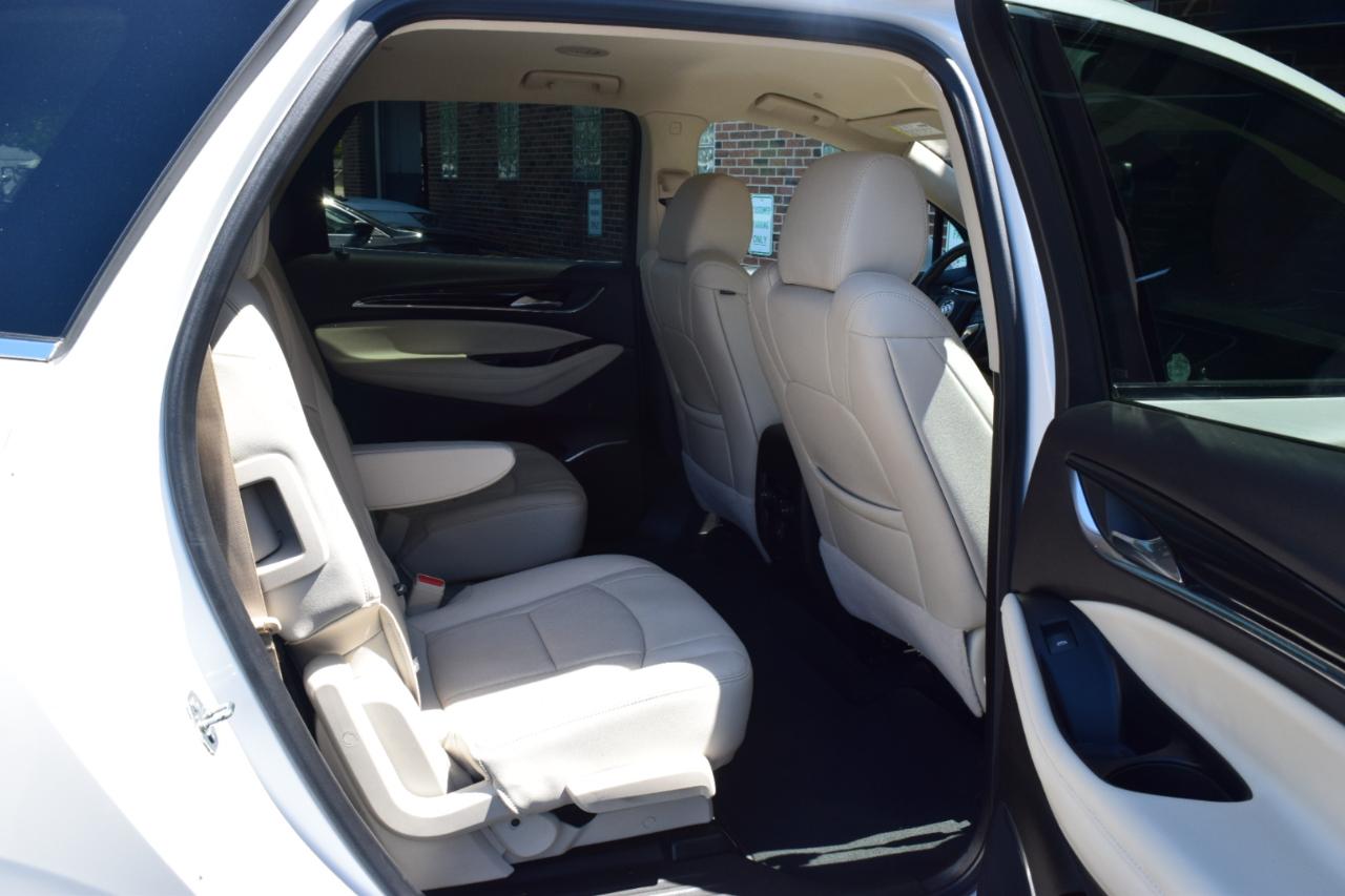 Buick Enclave AWD 4dr Essence 2023