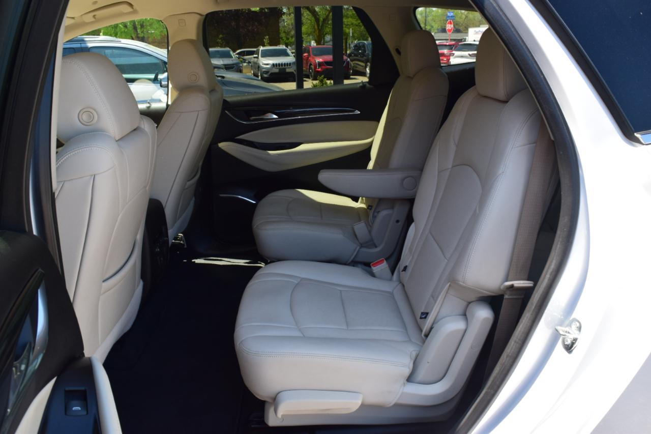 Buick Enclave AWD 4dr Essence 2023