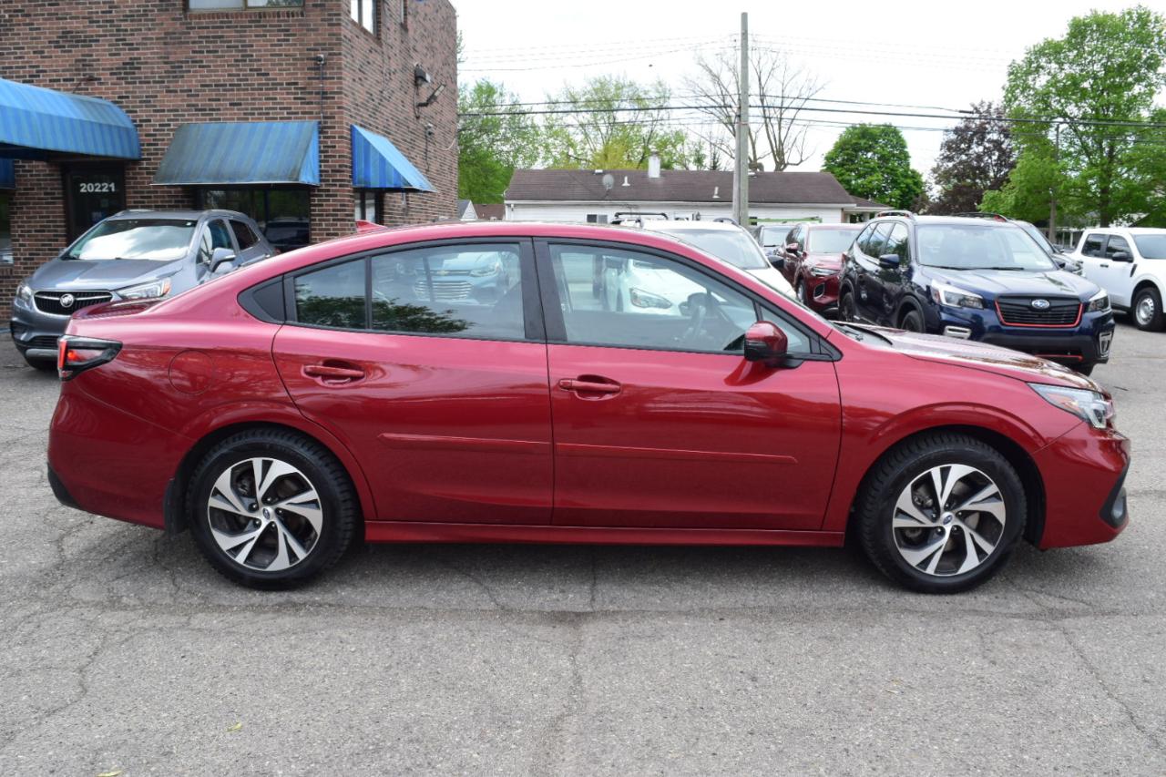 Subaru Legacy Premium AWD 2025