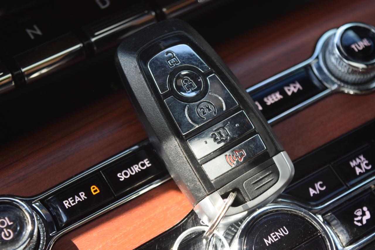 Lincoln Aviator Reserve AWD 2023