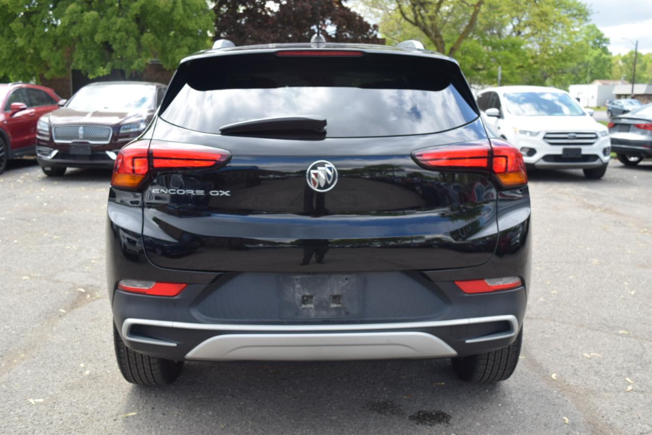 Buick Encore GX FWD 4dr Select 2021