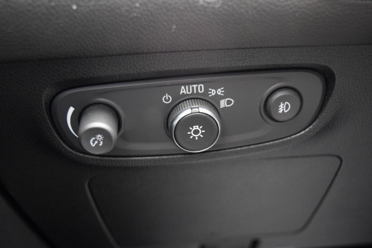 Buick Encore GX FWD 4dr Select 2021
