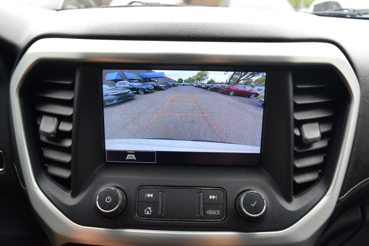 GMC Acadia FWD 4dr SLT 2021