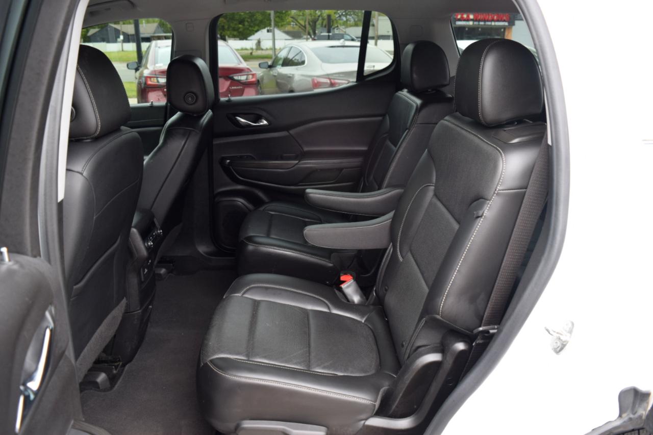 GMC Acadia FWD 4dr SLT 2021