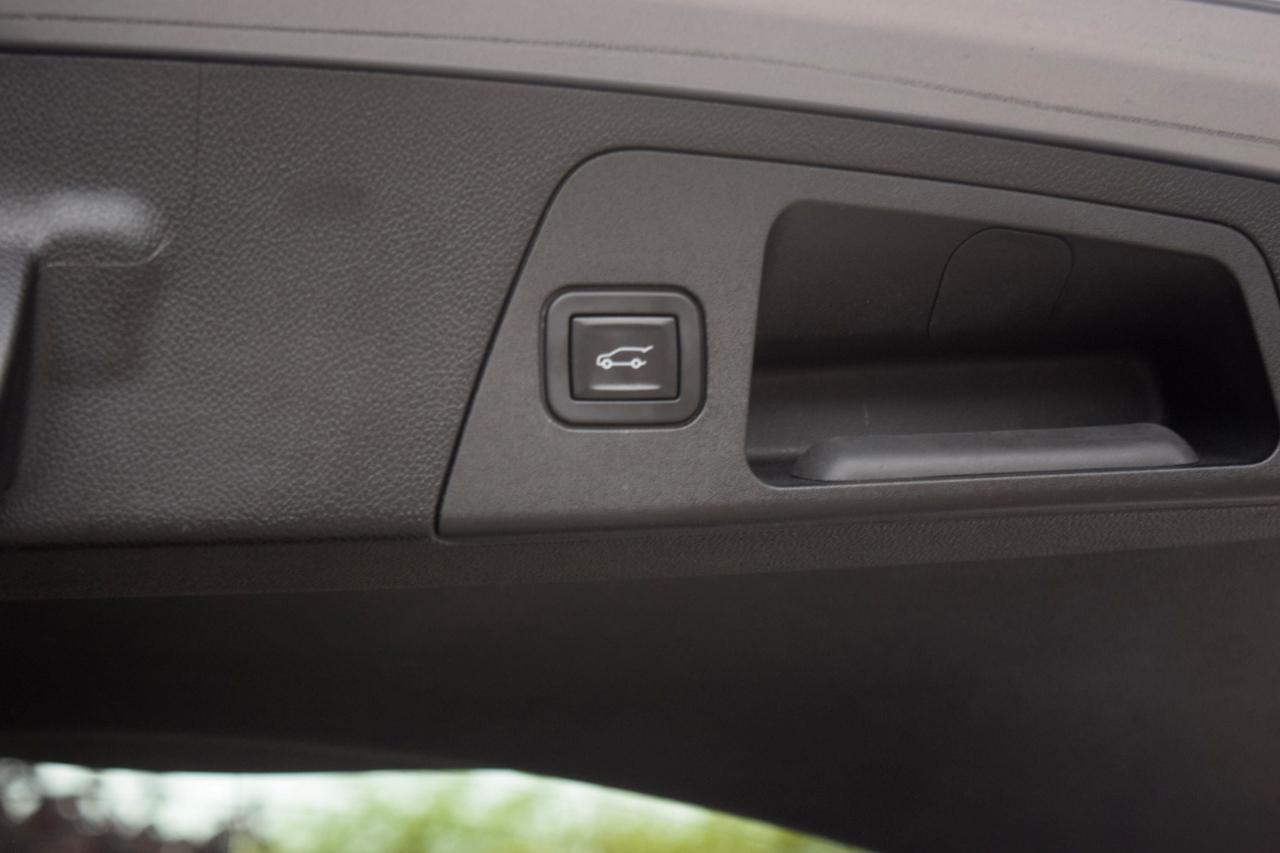 Buick Envision FWD 4dr Essence 2019