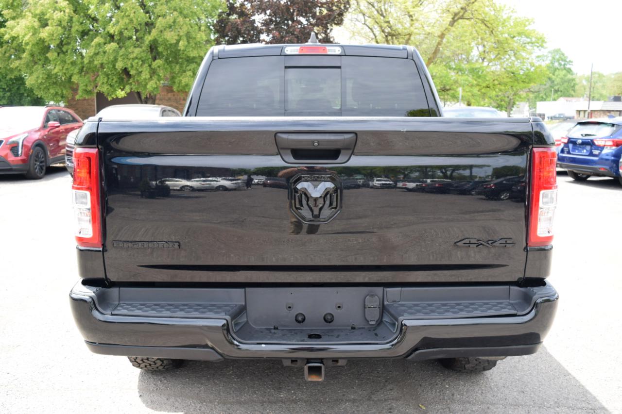 RAM 1500 Big Horn 4x4 Crew Cab 5'7" Box 2023