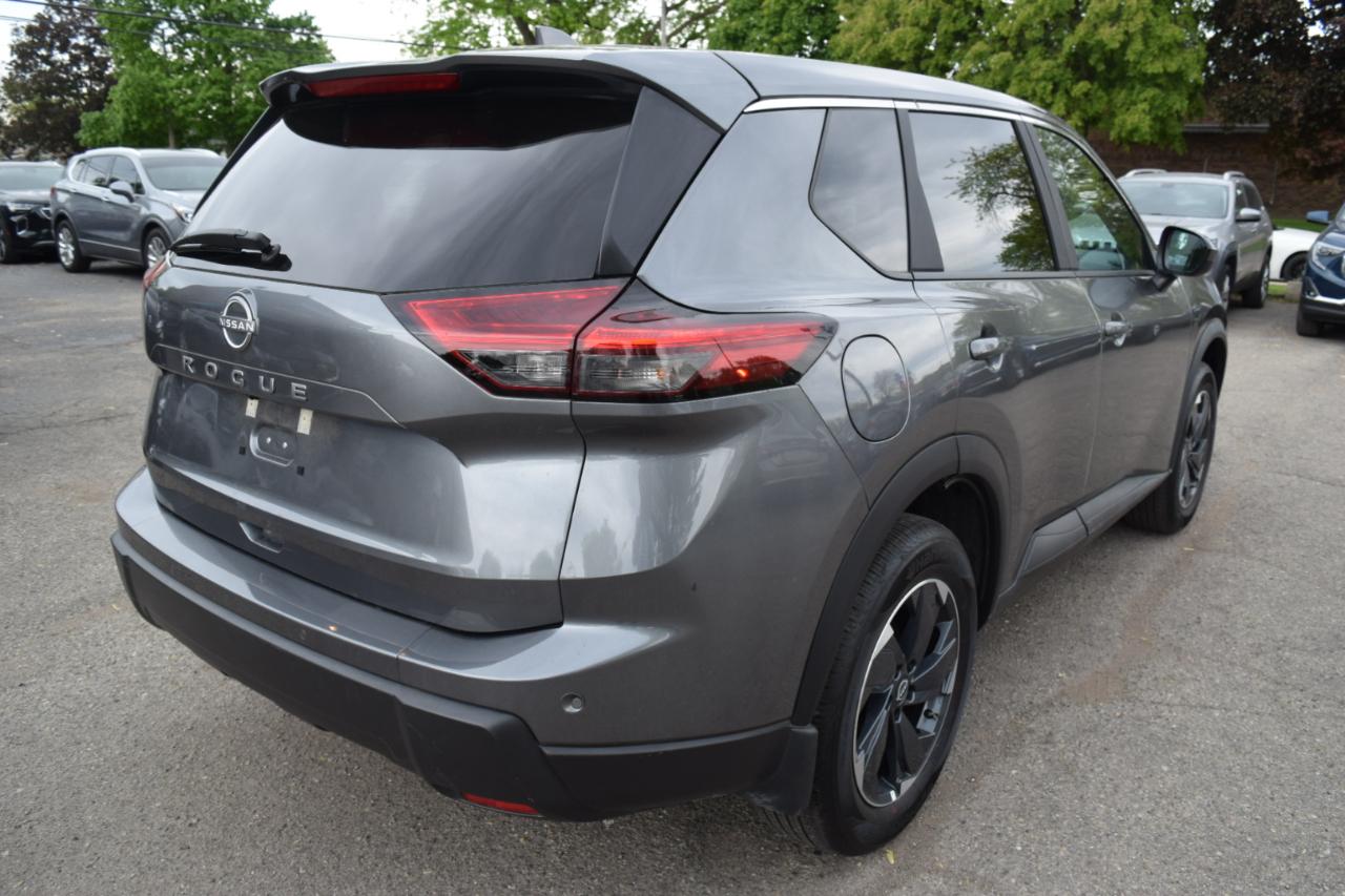 Nissan Rogue AWD SV 2026
