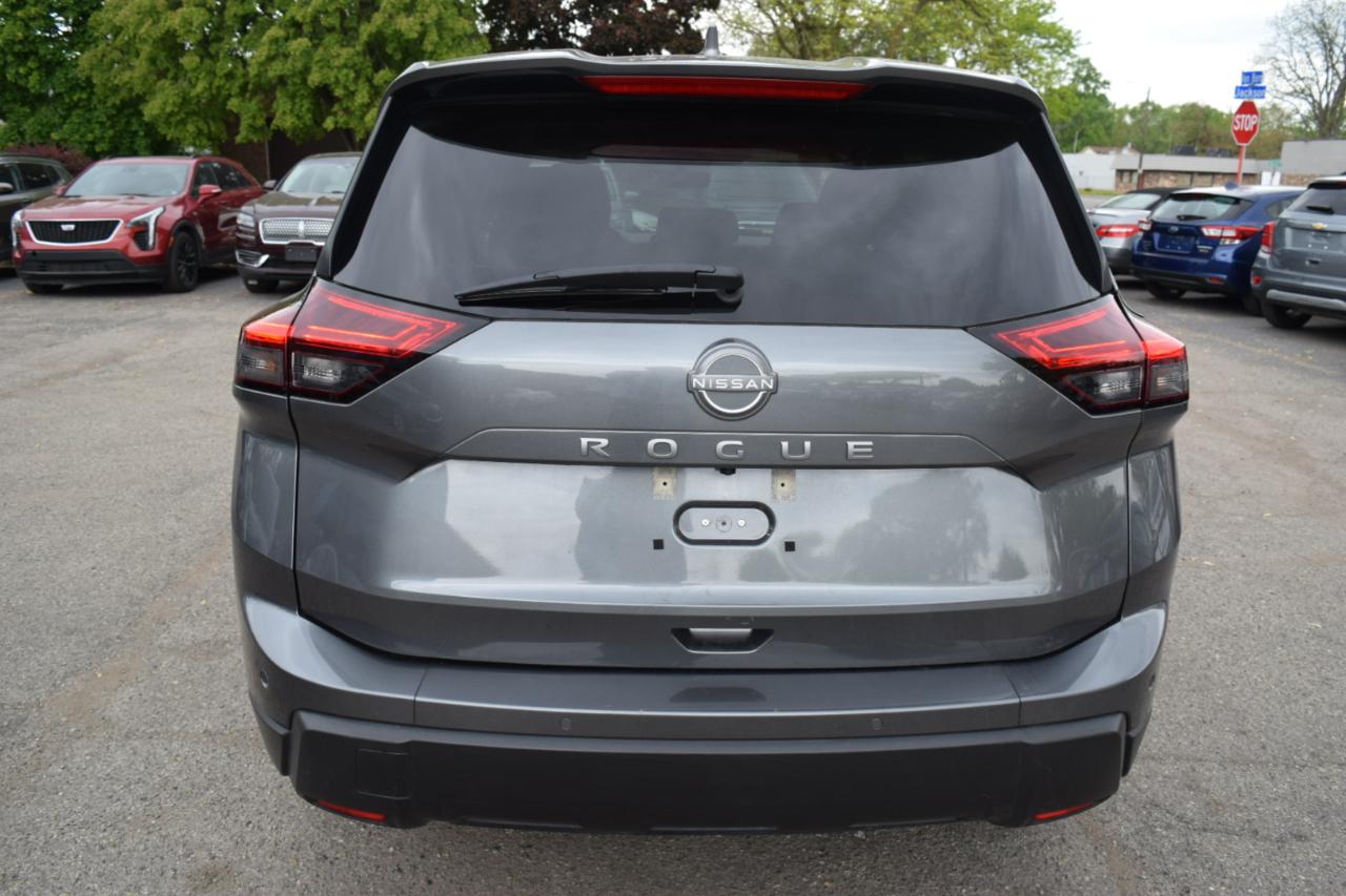 Nissan Rogue AWD SV 2026