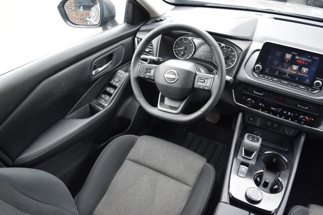 Nissan Rogue AWD SV 2026