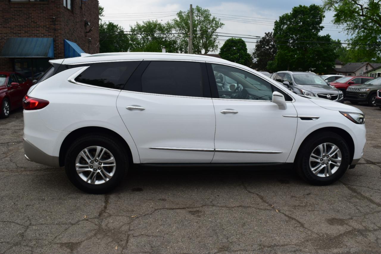 Buick Enclave  2020