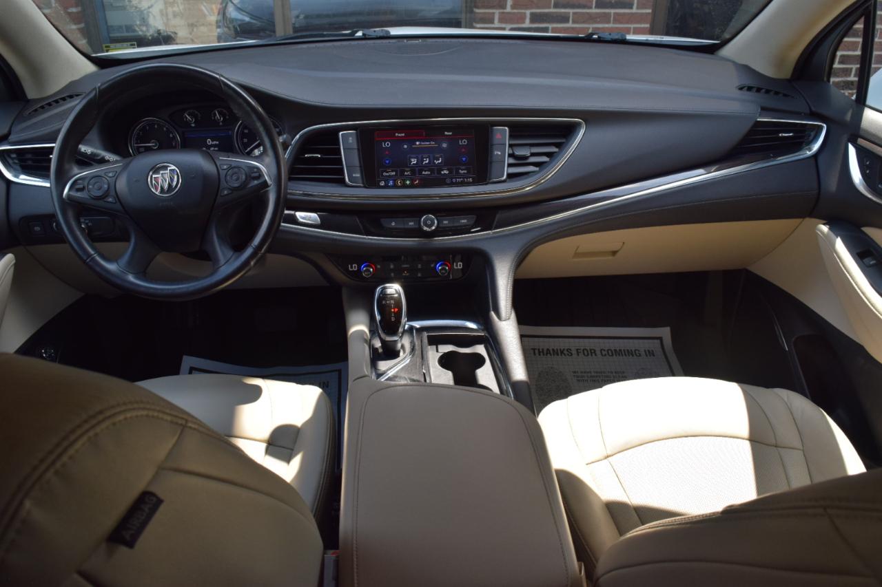 Buick Enclave  2020