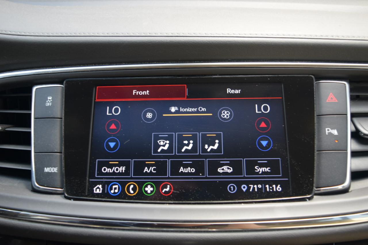 Buick Enclave  2020