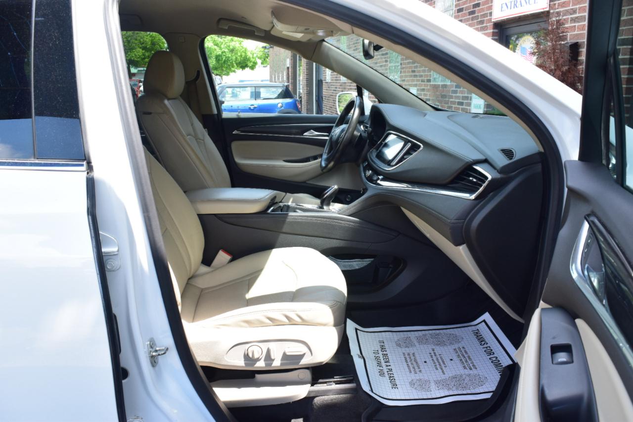 Buick Enclave  2020