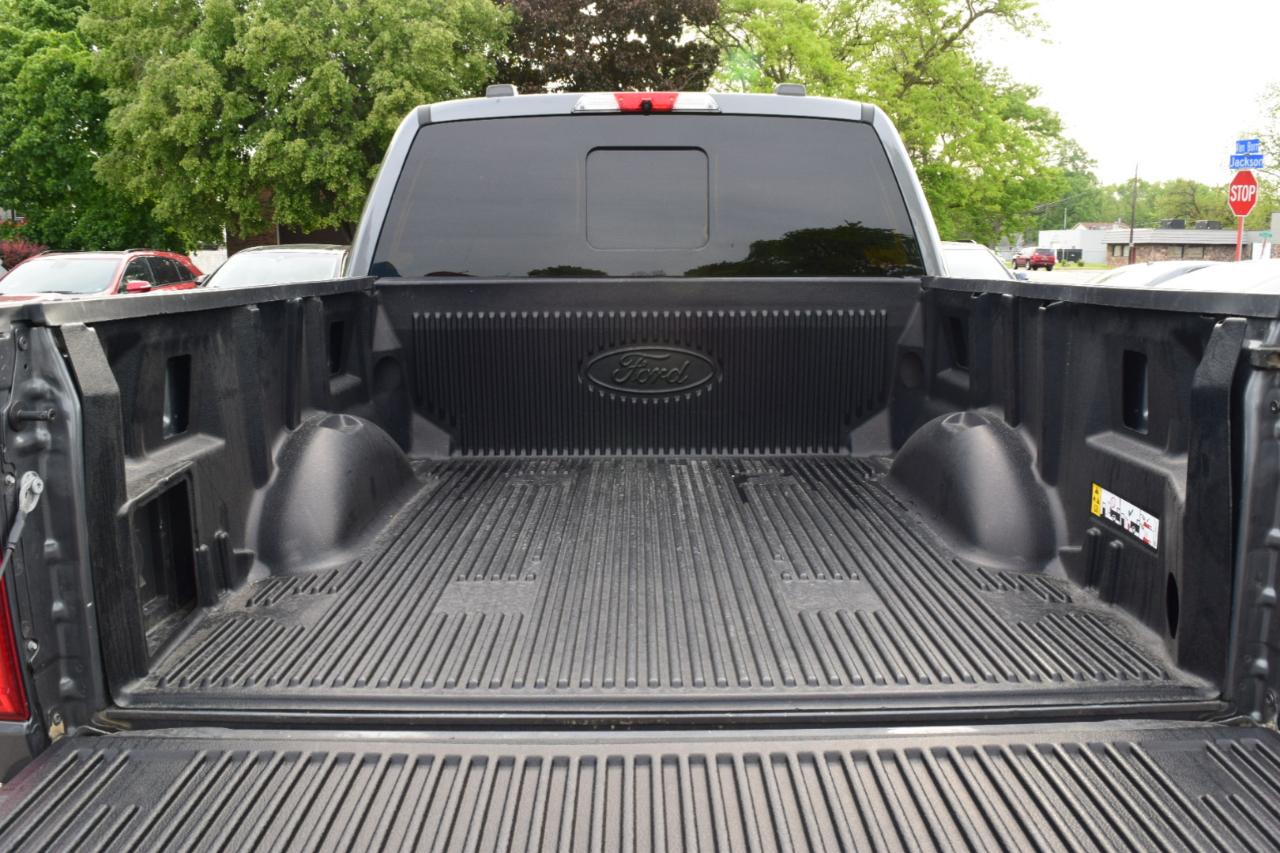 Ford F-150 XLT 4x4 SuperCrew 2023