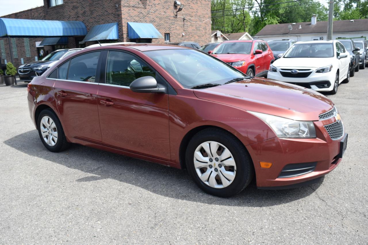 Chevrolet Cruze  2012
