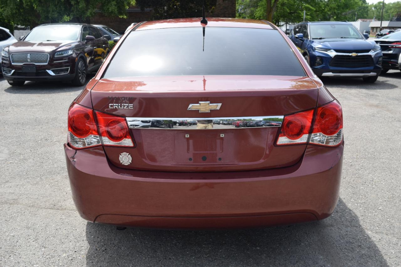Chevrolet Cruze  2012
