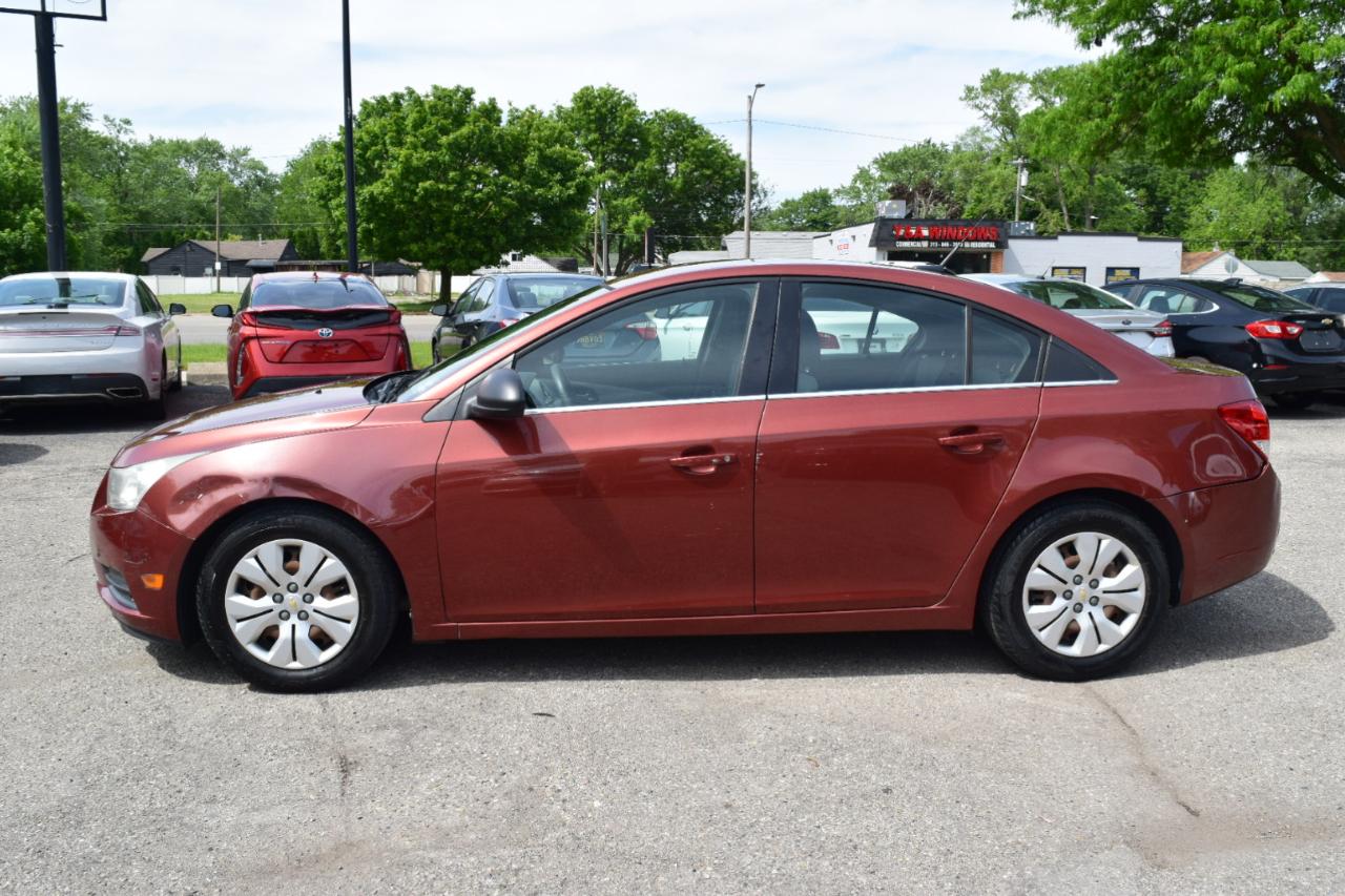 Chevrolet Cruze  2012