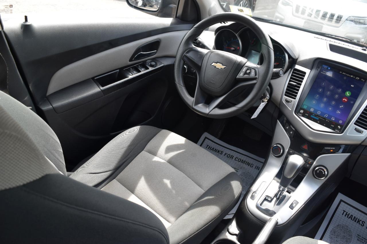 Chevrolet Cruze  2012