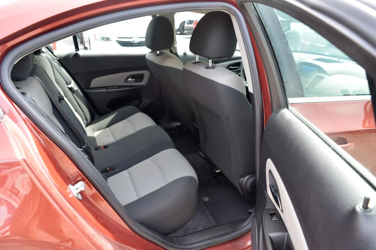 Chevrolet Cruze  2012