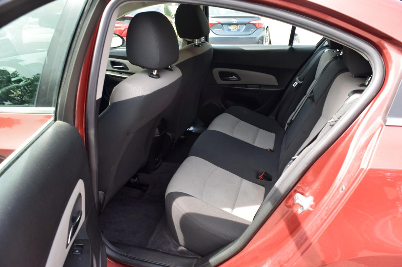Chevrolet Cruze  2012