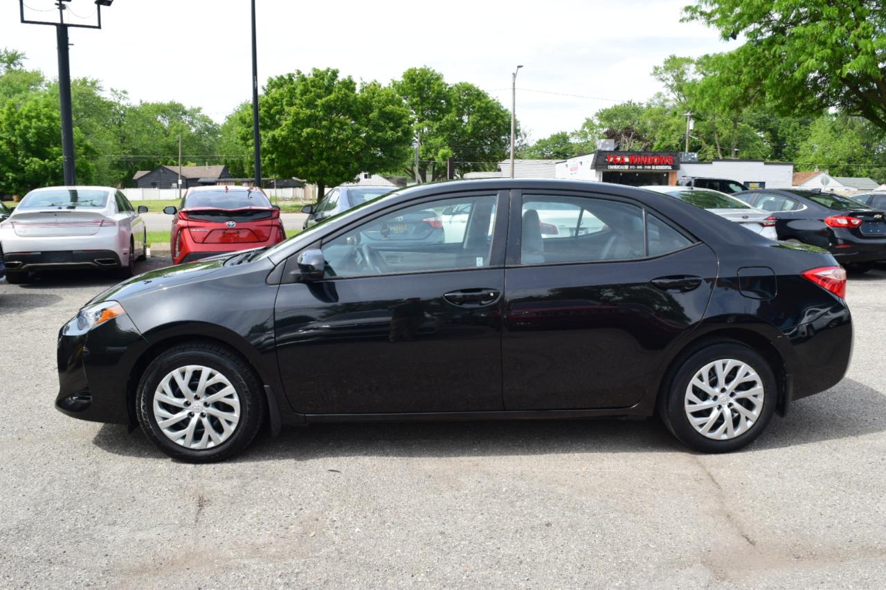 Toyota Corolla XLE CVT 2019