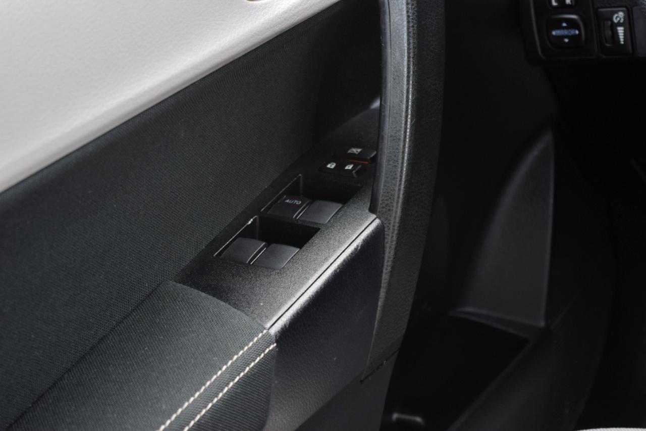 Toyota Corolla XLE CVT 2019
