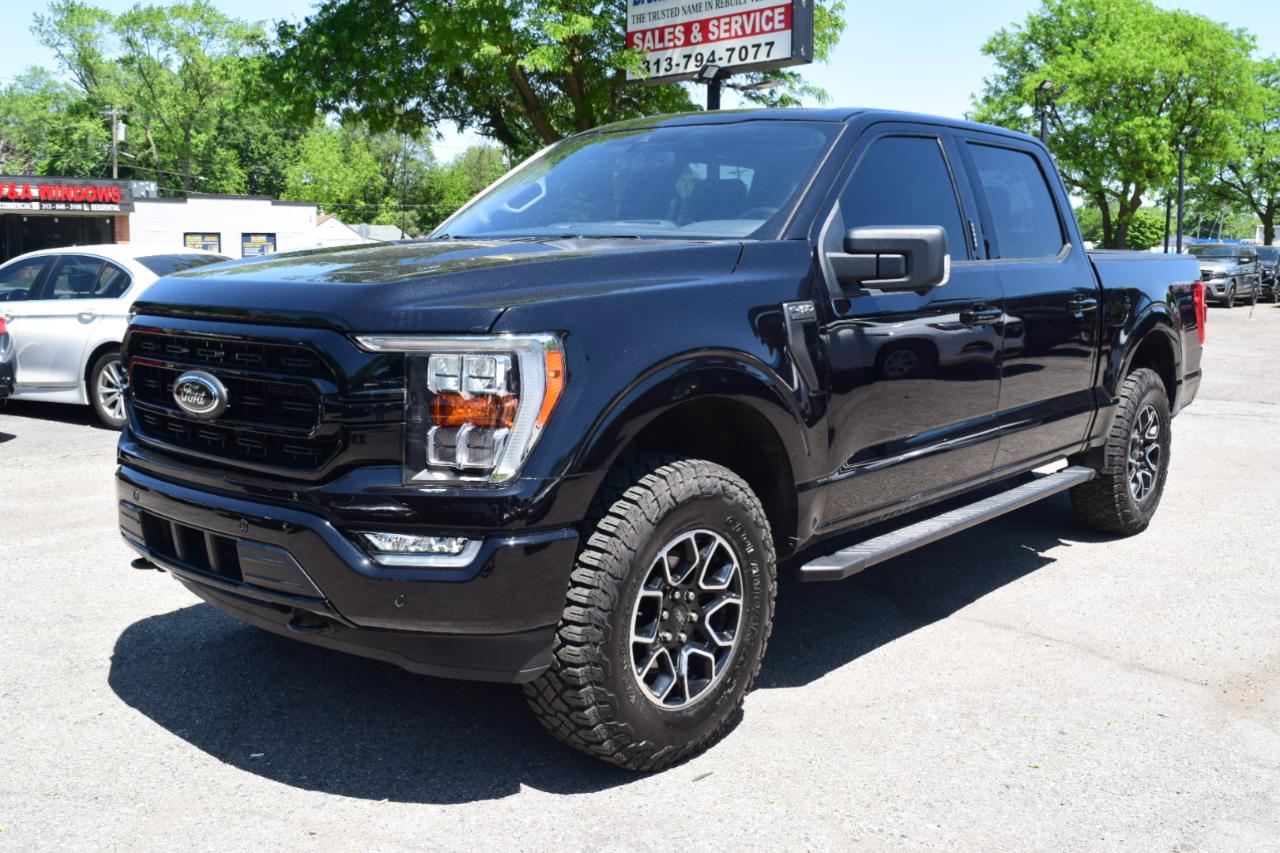 Ford F-150 4WD SuperCrew 145" XLT 2021