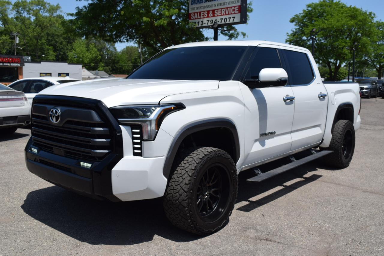 Toyota Tundra 2WD  2022